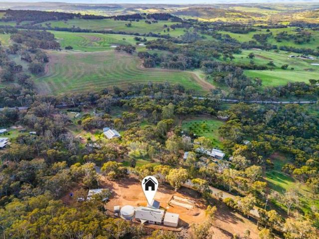 3 Bedroom House Coondle WA 105933192
