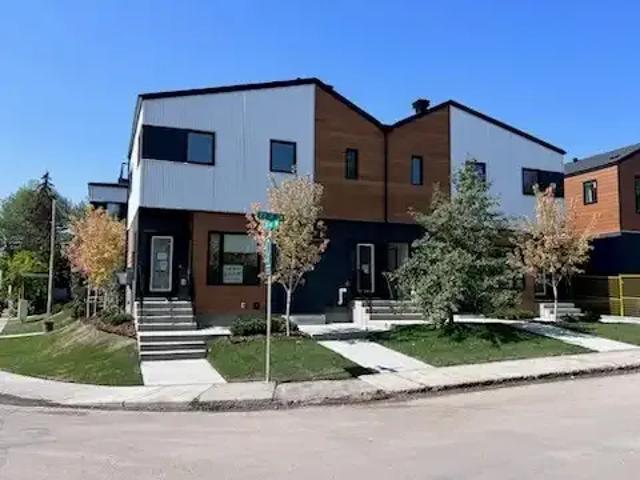 3 Bedroom House Calgary AB 103594263