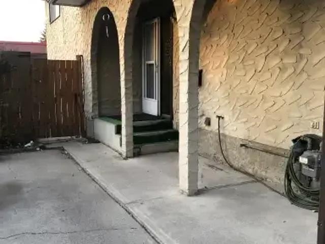 3 Bedroom House Calgary AB 103652766