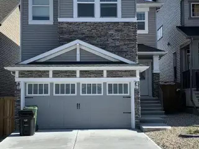 3 Bedroom House Calgary AB 103739970