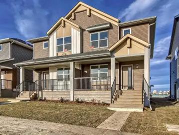 3 Bedroom House Calgary AB 103379726