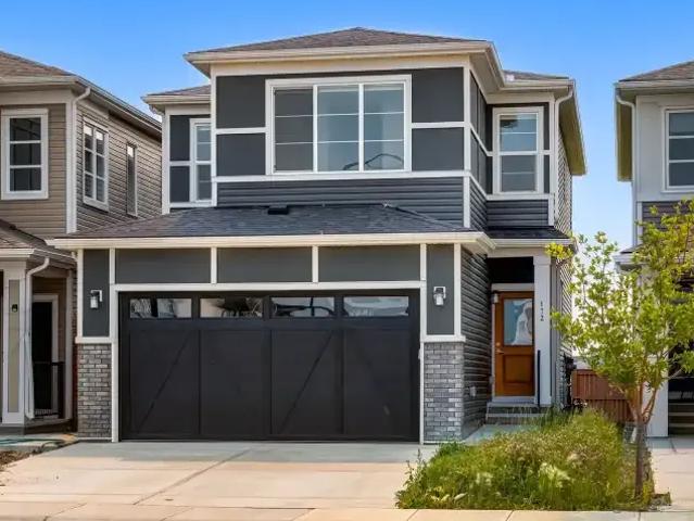 3 Bedroom House Calgary AB 104470657