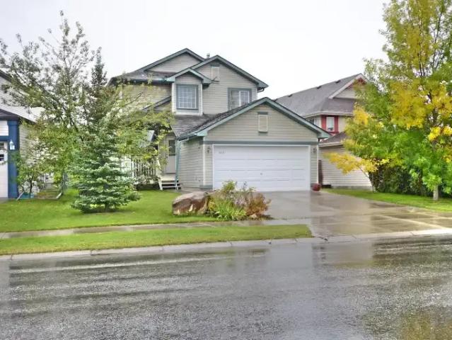 3 Bedroom House Calgary AB 104598393