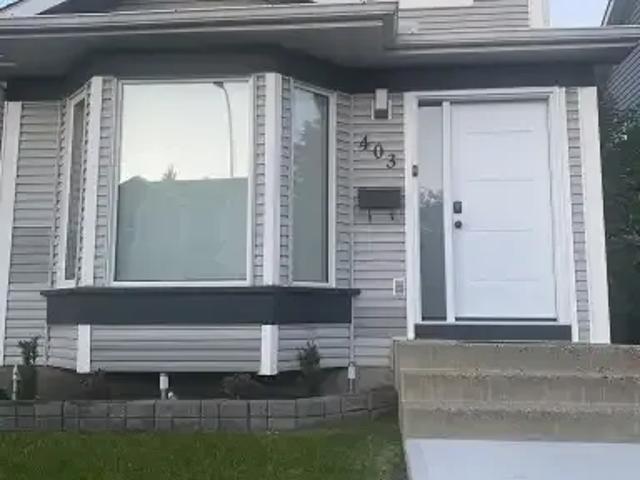 3 Bedroom House Calgary AB 104841963
