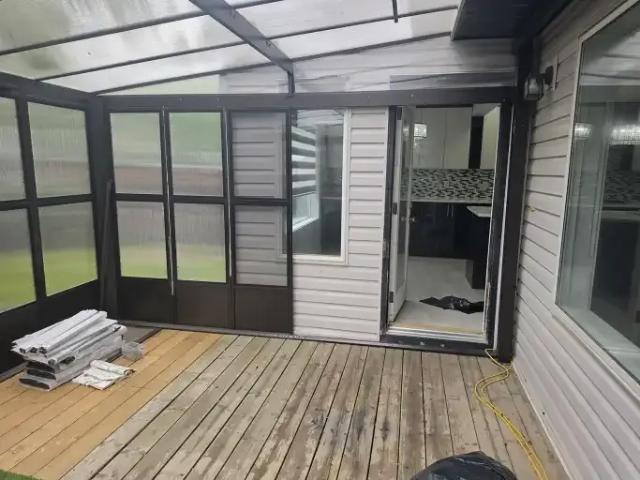 3 Bedroom House Calgary AB 104876703