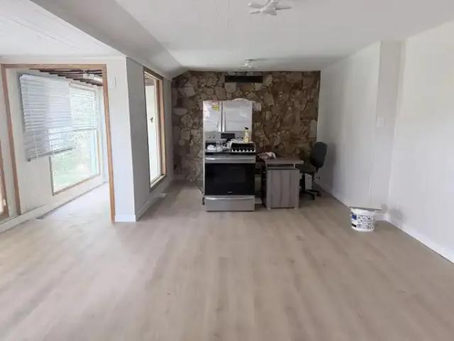 3 Bedroom House Calgary AB 104876707