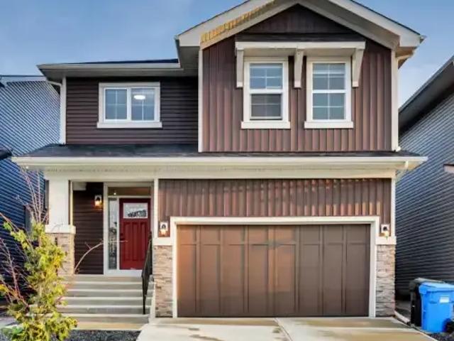 3 Bedroom House Calgary AB 105435092