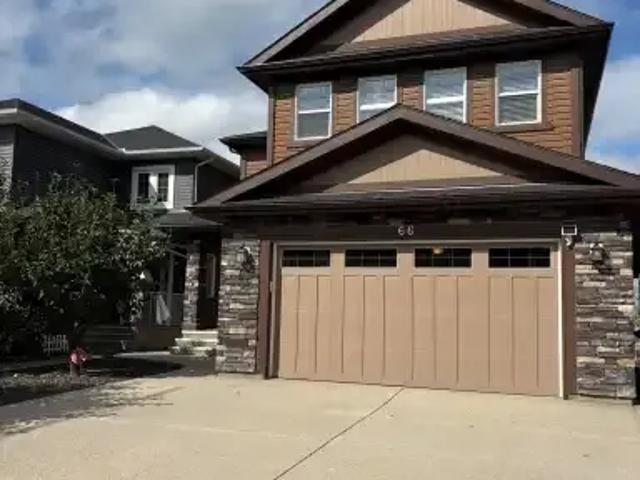 3 Bedroom House Calgary AB 105554478