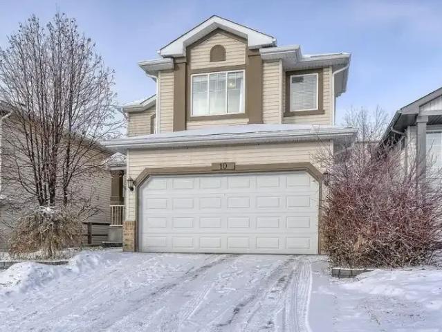 3 Bedroom House Calgary AB 105654069
