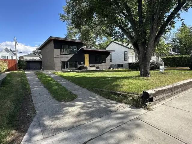 3 Bedroom House Calgary AB 105149908