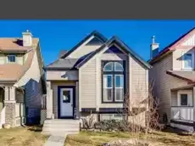 3 Bedroom House Calgary AB 105150967