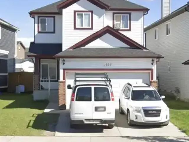 3 Bedroom House Calgary AB 105185930