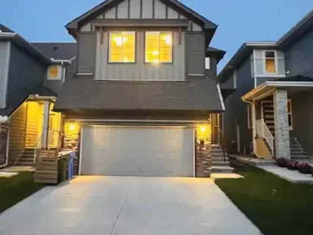 3 Bedroom House Calgary AB 105226613