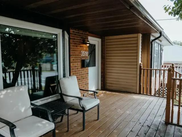 3 Bedroom House Calgary AB 105309529