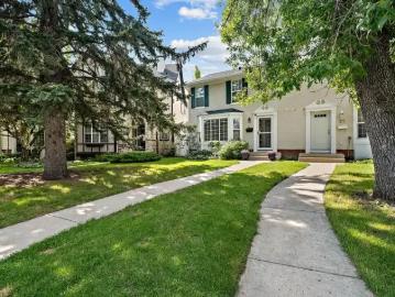 Garrison Woods, Calgary, Alberta - Garden