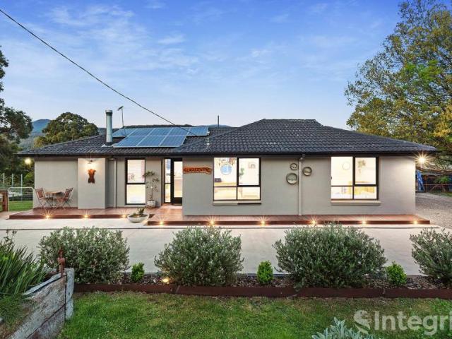 3 Bedroom House Chum Creek VIC 105745380