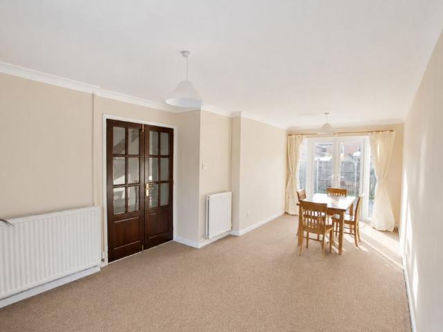 3 Bedroom HOUSE, Chester