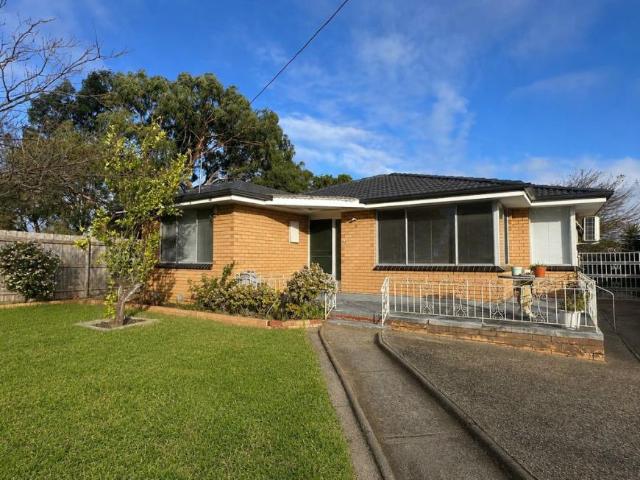 3 Bedroom House Clayton South, 103772983
