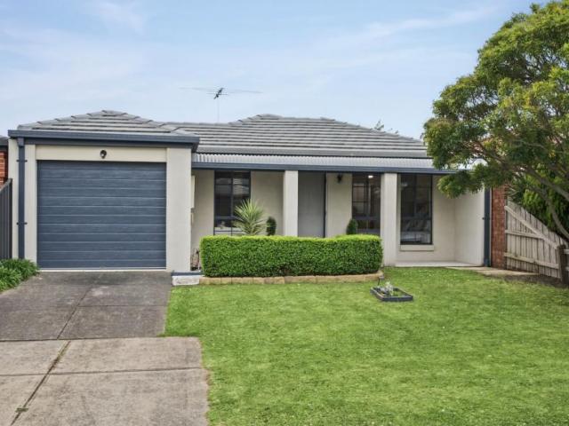 3 Bedroom House Cranbourne VIC 106003214