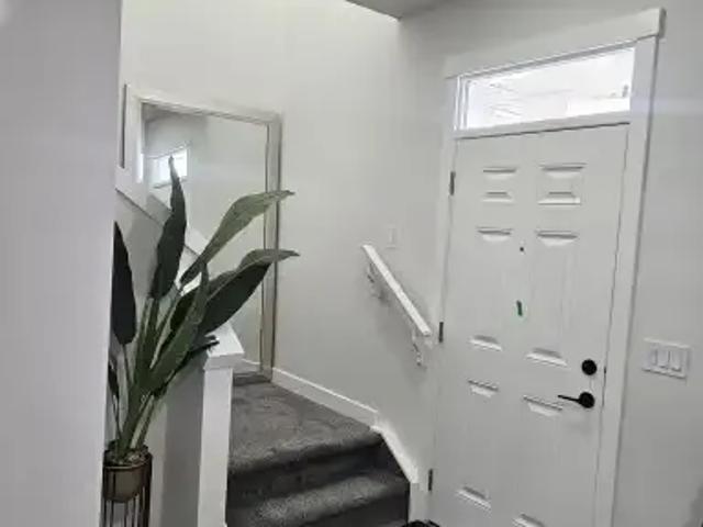 3 Bedroom House Crossfield AB 104224463