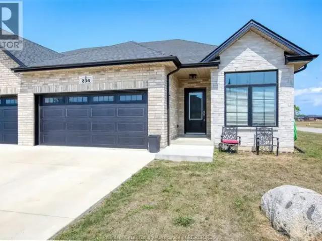 3 Bedroom House Amherstburg ON LS105135762