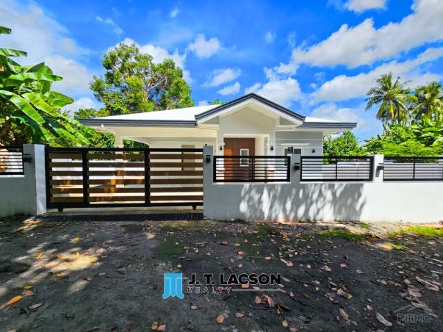 3 bedroom House and Lot for sale in Valencia
