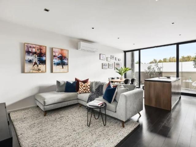 3 Bedroom House Abbotsford VIC 105865121