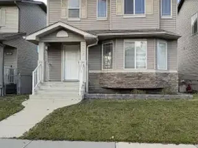 3 Bedroom House Airdrie AB 106134647
