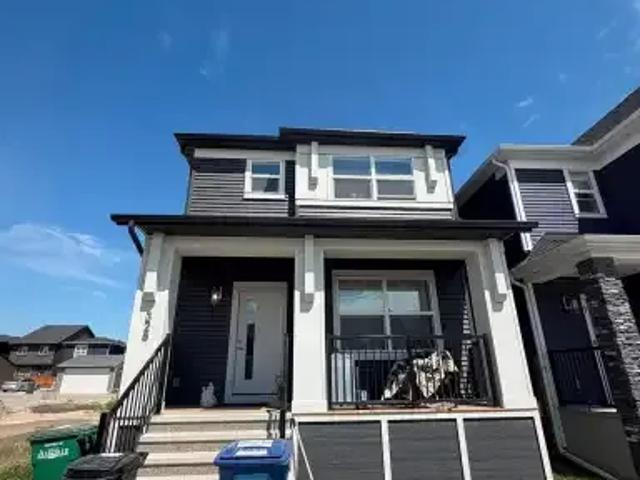 3 Bedroom House Airdrie AB LS104506760