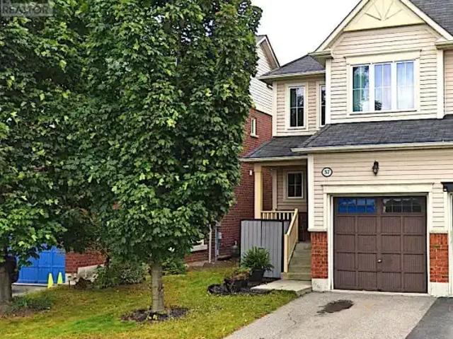 3 Bedroom House Ajax ON 105327140