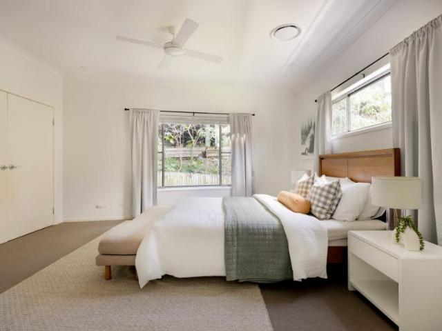 3 Bedroom House Ashgrove QLD 105362729
