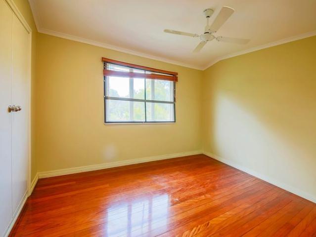 3 bedroom house at Sunnybank Hills