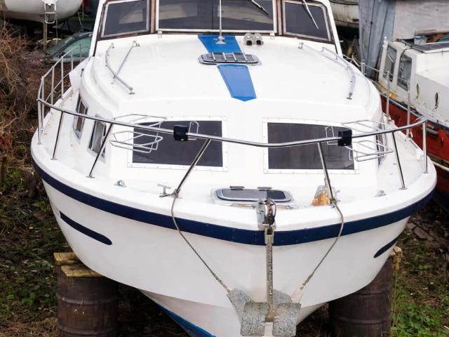 3 bedroom house boat for sale