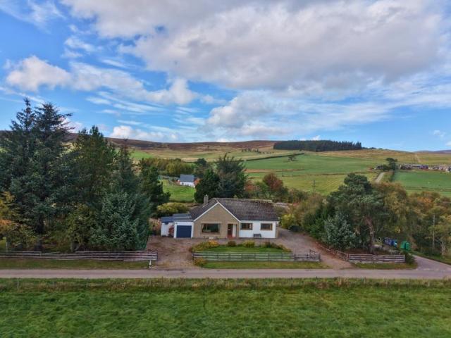 3 Bedroom House Ballindalloch Ballindalloch 105905923