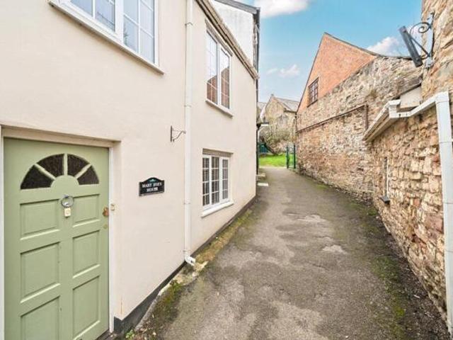 3 Bedroom House Bampton Bampton 101892353