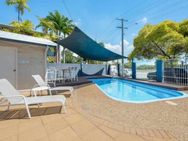 3 Bedroom House Belgian Gardens QLD 105942847