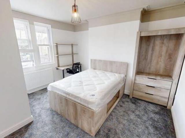 3 Bedroom House Bristol Bristol 103486142