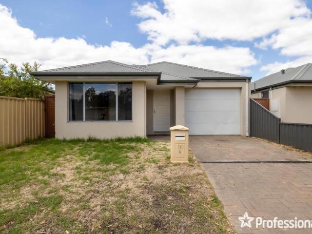 3 Bedroom House Brookdale WA 105990601
