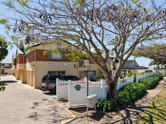 3 Bedroom House Buderim QLD 105584227