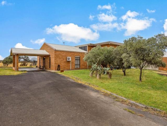 3 Bedroom House Bulla VIC 102773043