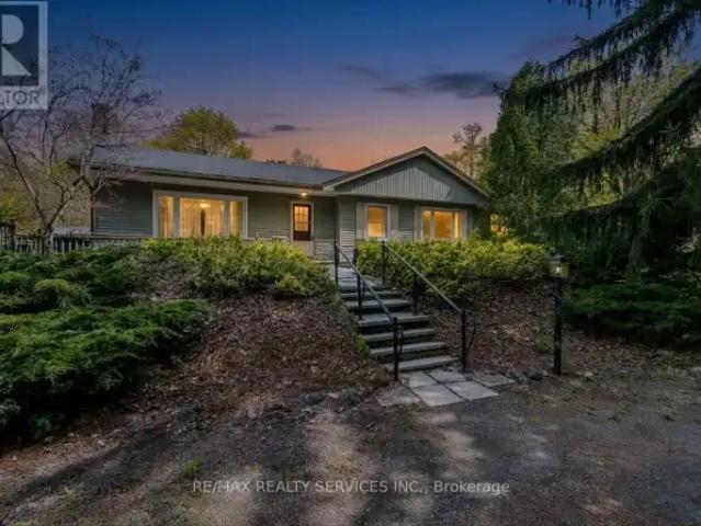 3 Bedroom House Burlington ON 104470879