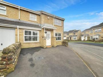 3 Bedroom House Burnley Lancashire LS100342818