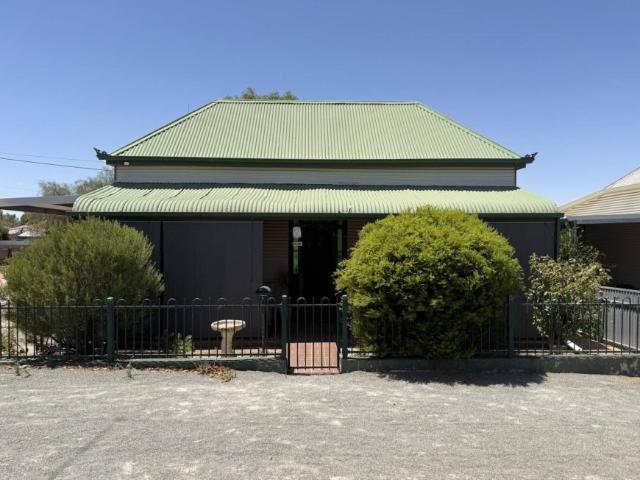 3 Bedroom House Gladstone SA 101909456