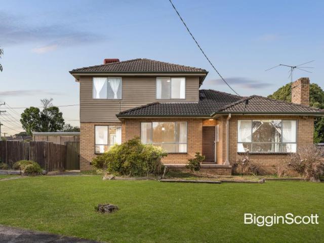 3 Bedroom House Glen Waverley VIC 101611970