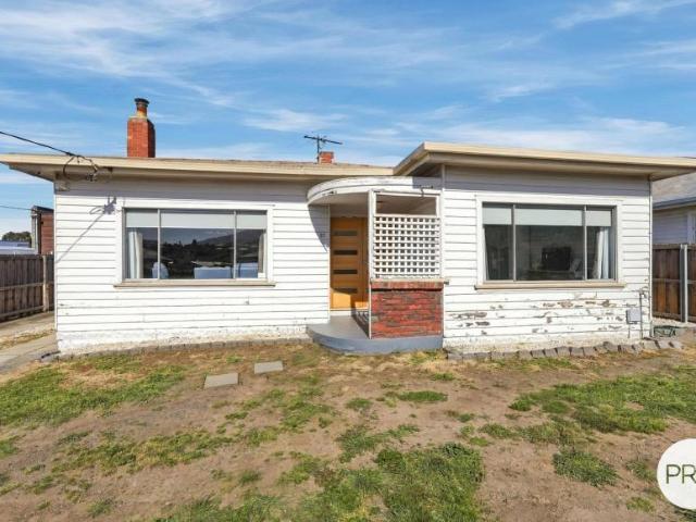 3 Bedroom House GLENORCHY TAS 105944027