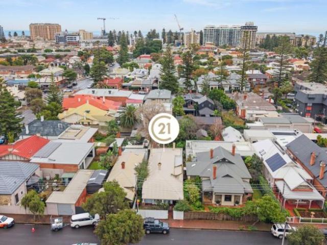 3 Bedroom House Glenelg, SA 104799964