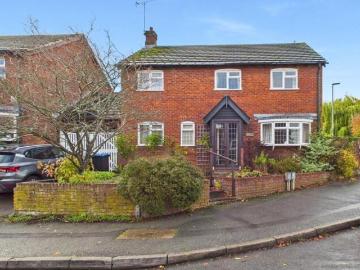 3 Bedroom House Great Glen Great Glen 100503185