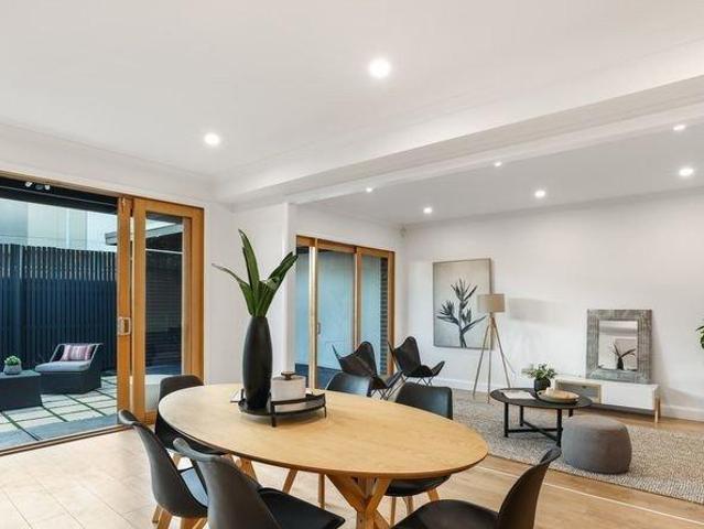 3 Bedroom House Greenvale VIC 102766046