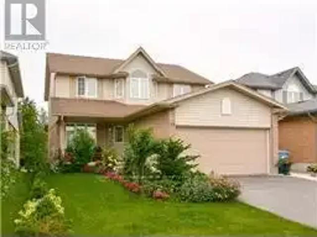 3 Bedroom House Guelph ON 103740007