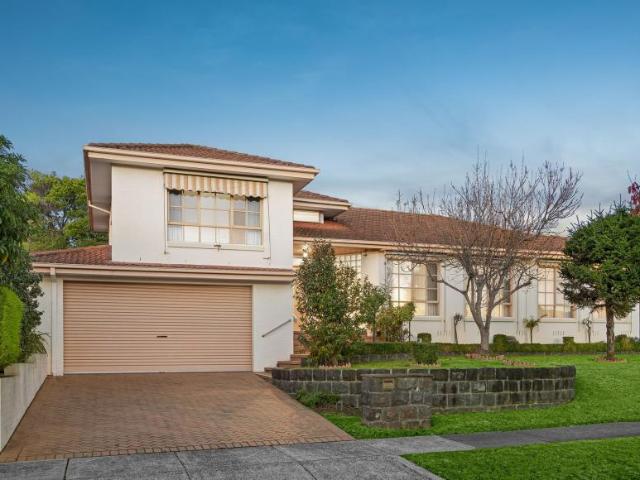 3 Bedroom House Doncaster East VIC 103155079